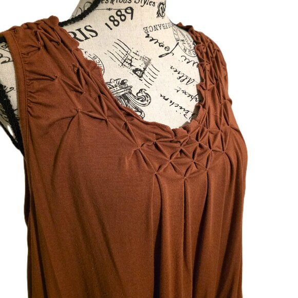 Rust Colored Tank - Picture 2 of 4